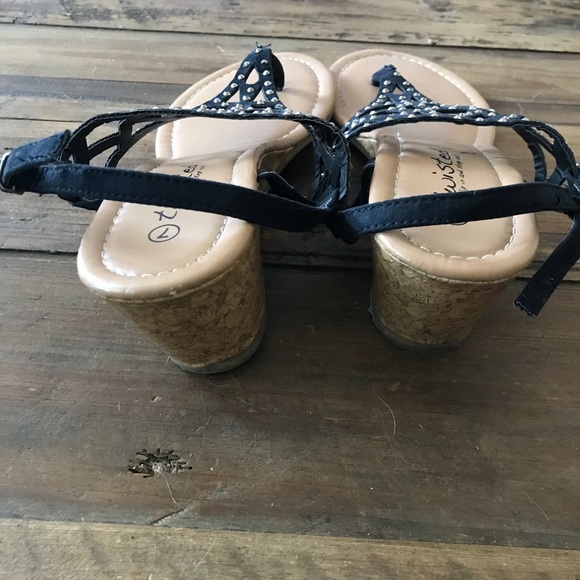 Wedges - Picture 4 of 5